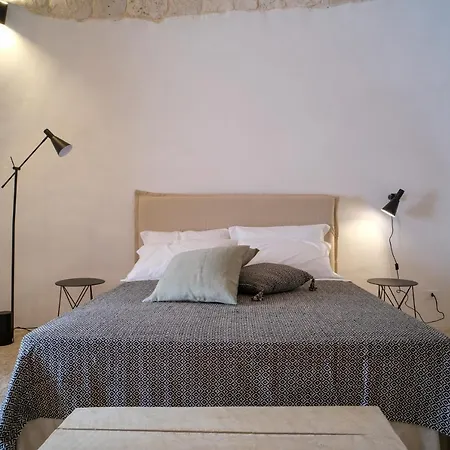 Borgo Santamarta 公寓式酒店 4*