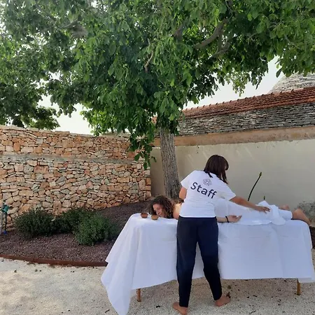 Borgo Santamarta Lägenhetshotell Noci