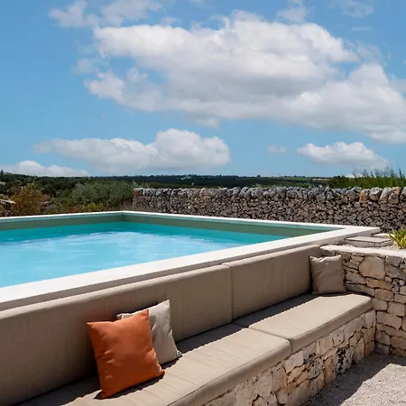 Borgo Santamarta 4* 诺西