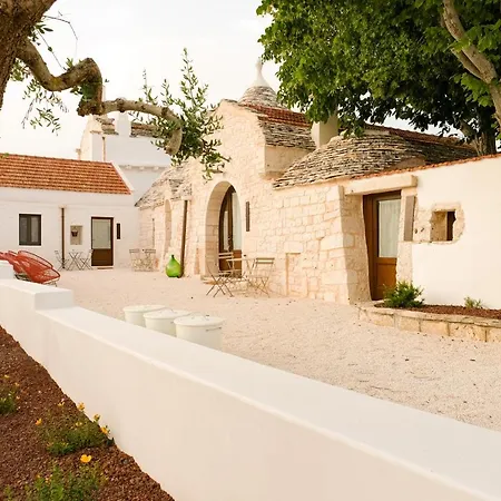 Hotel apartamentowy Borgo Santamarta 4*