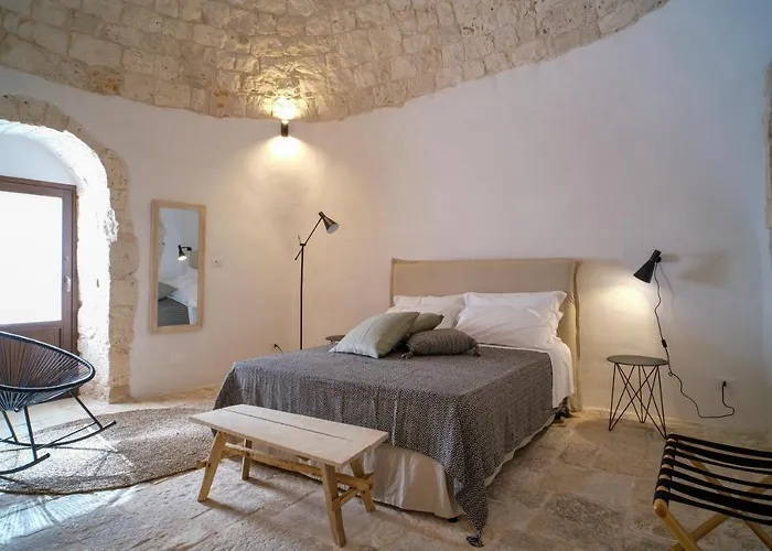 Borgo Santamarta מלון דירות 4*